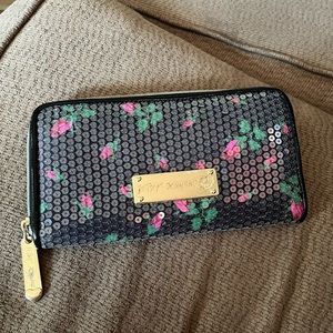 betsey johnson wallet